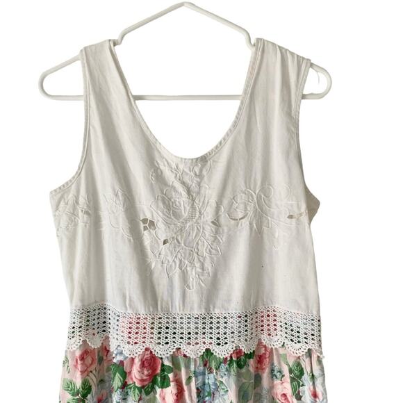 Vintage Allison Rose By Dragon Fly Cabbage Rose Lace Eyelet Romper size medium - Picture 2 of 10